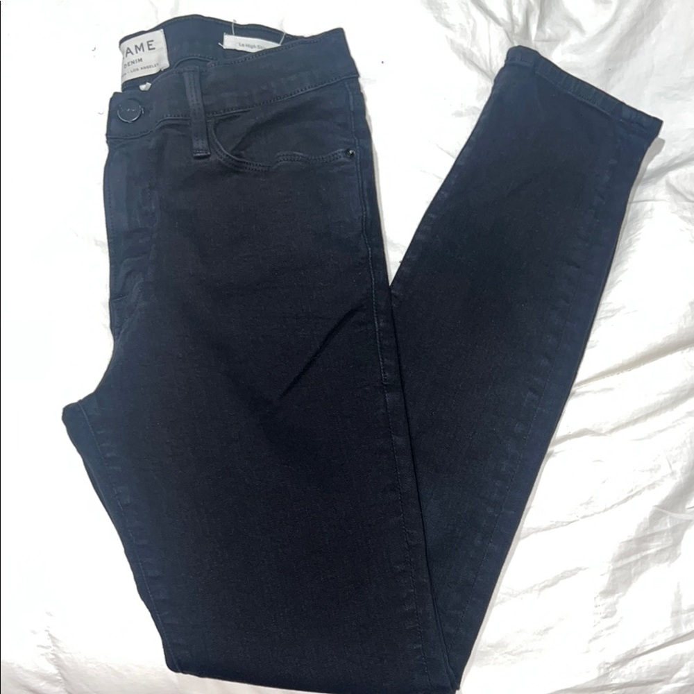 Frame Denim Le High Skinny in Film Noir Jeans 147.